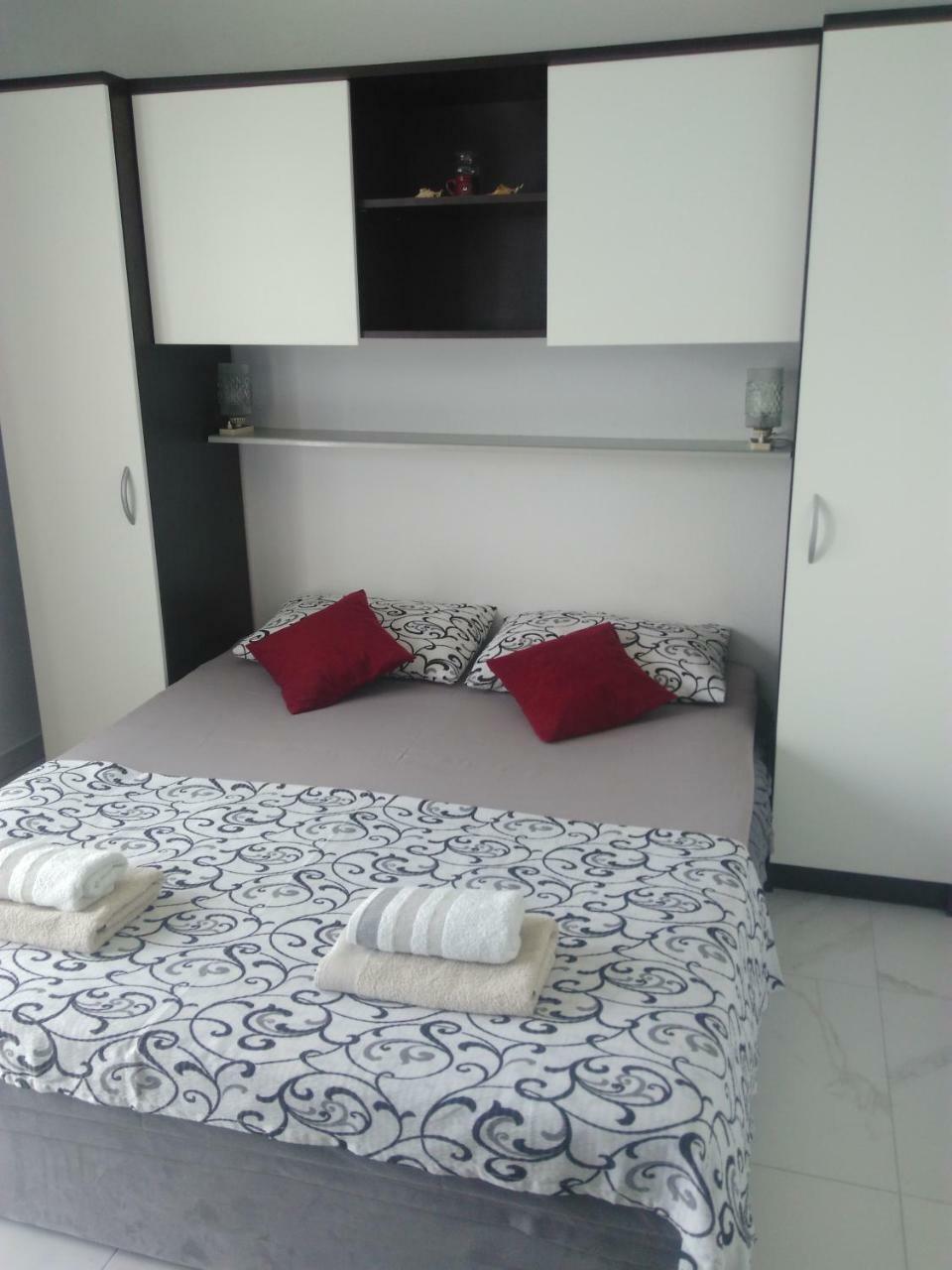Apartment Vesna Milna  Exterior foto